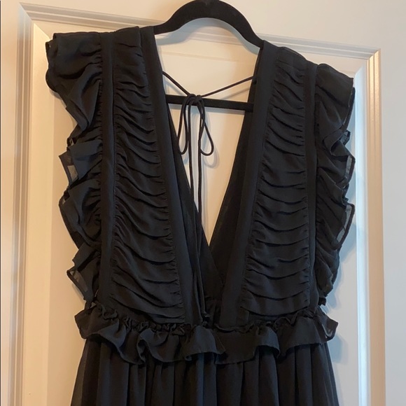 Black ruffle dress - Picture 4 of 5